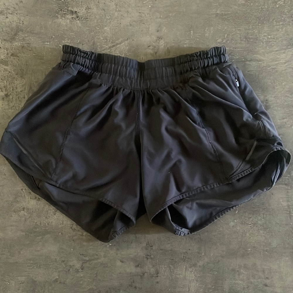 Lululemon Hotty Hot shorts size 2. Black. Great Condition!